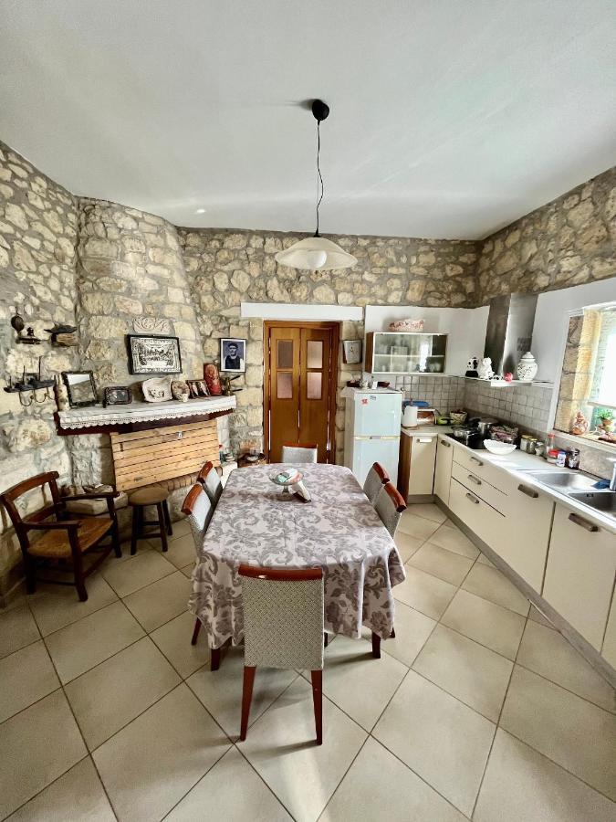 Vila Katerina'S Rest Stone Ηouse Khárakas Exteriér fotografie