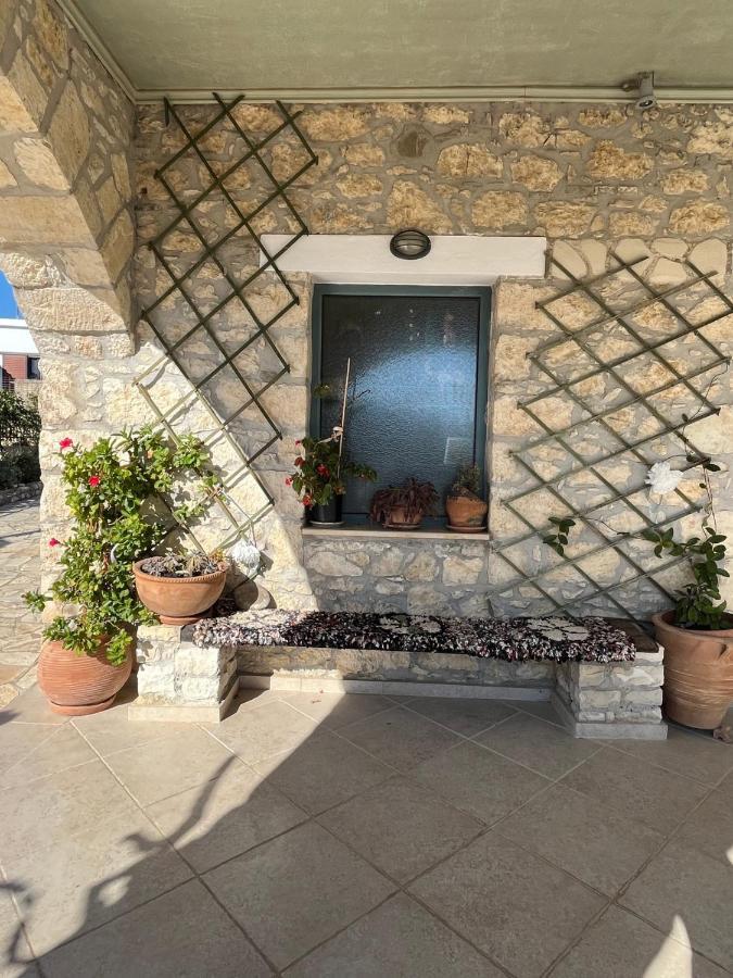 Vila Katerina'S Rest Stone Ηouse Khárakas Exteriér fotografie