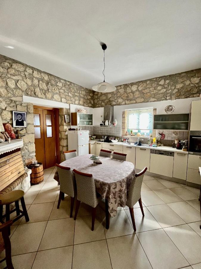 Vila Katerina'S Rest Stone Ηouse Khárakas Exteriér fotografie